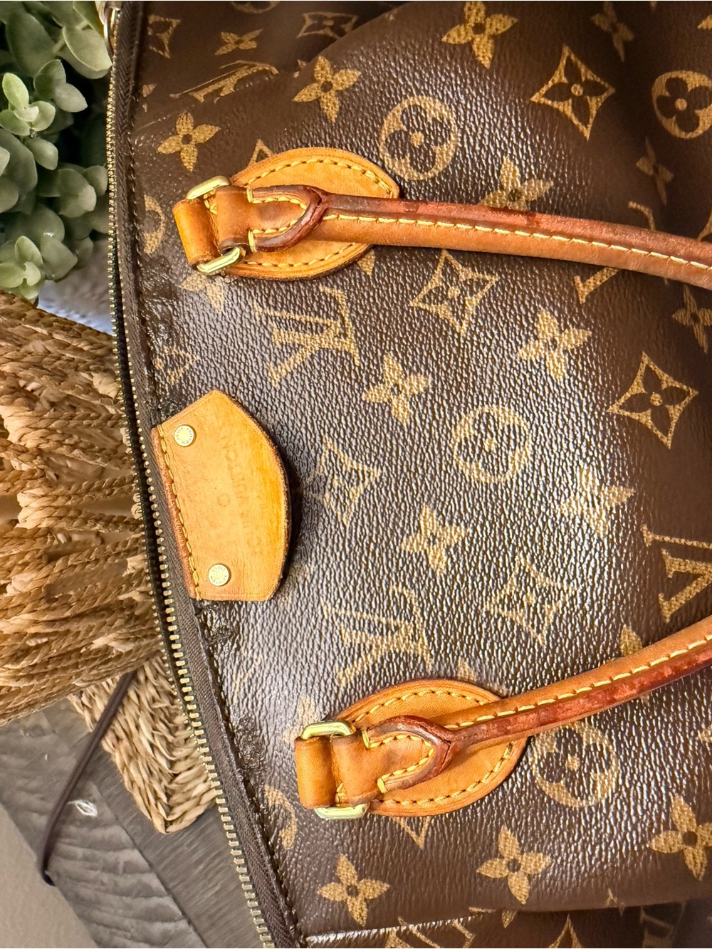Louis Vuitton Monogram Canvas Turenne handbag - Picture 9 of 16